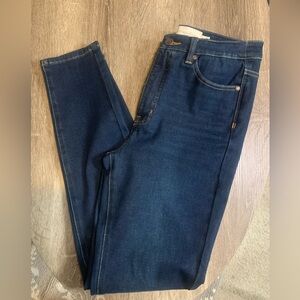 NWOT Soft Surroundings High-Rise Stretch Skinnies in Dark blue denim Sz. 8